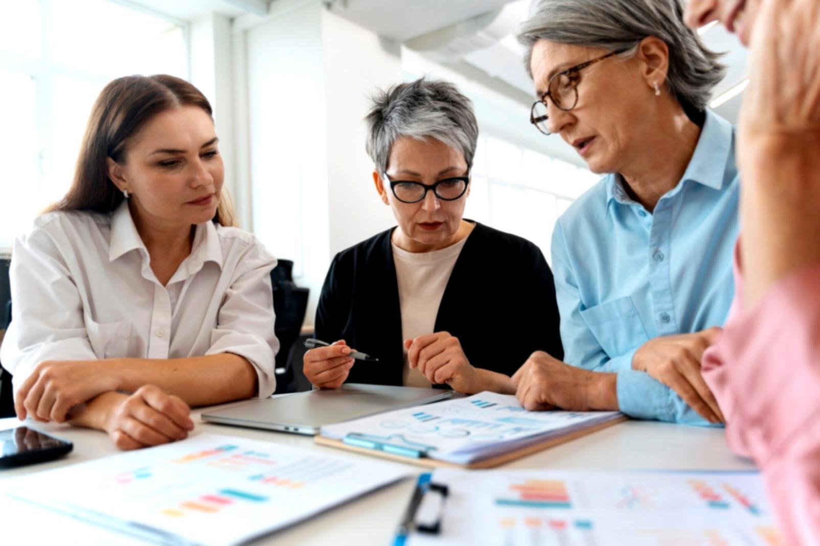 Équipe de conseillers financiers